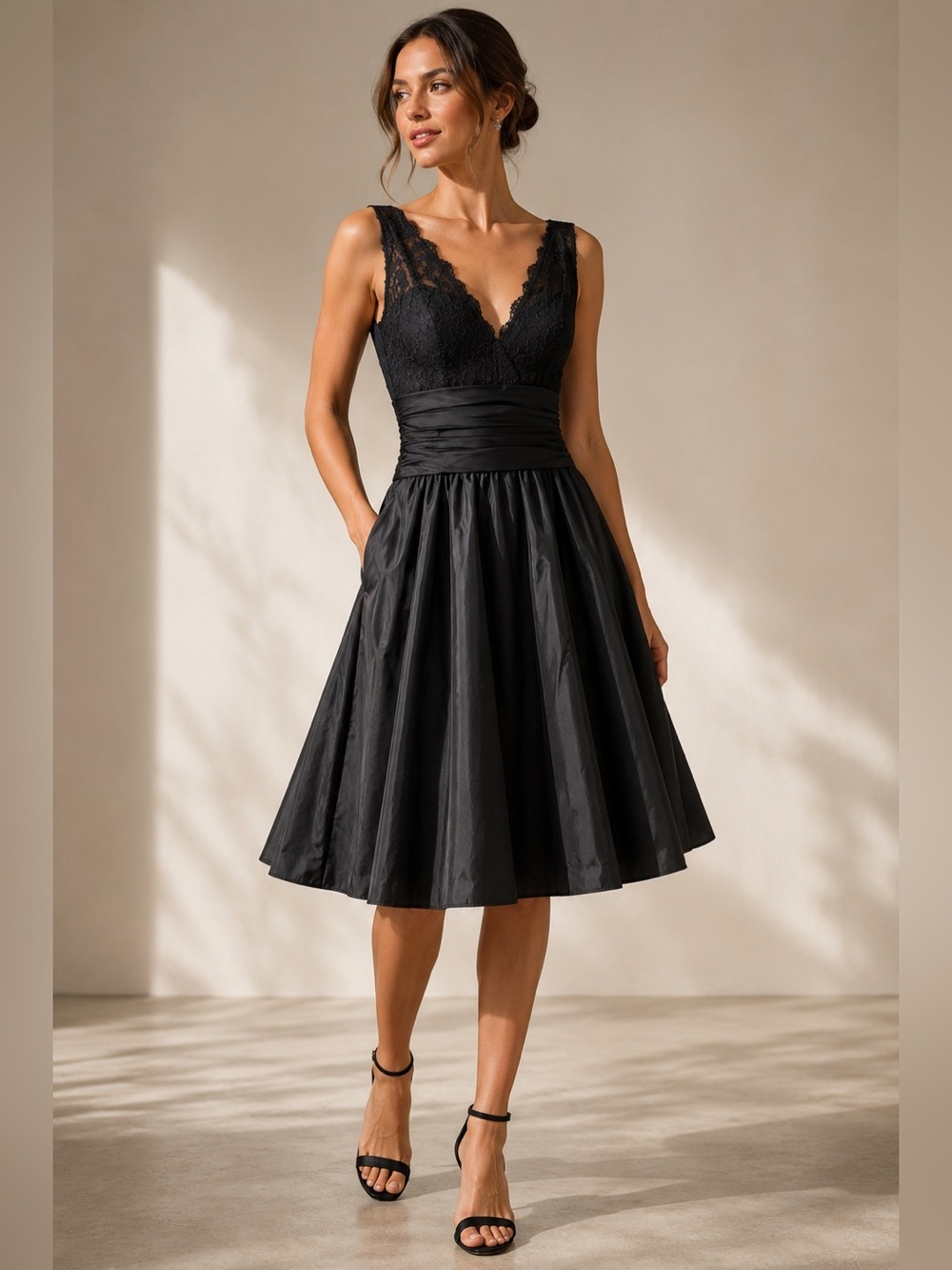 Vintage Willow Glenn New York Lace and Taffeta Fit and Flare Formal Gown
Size 16